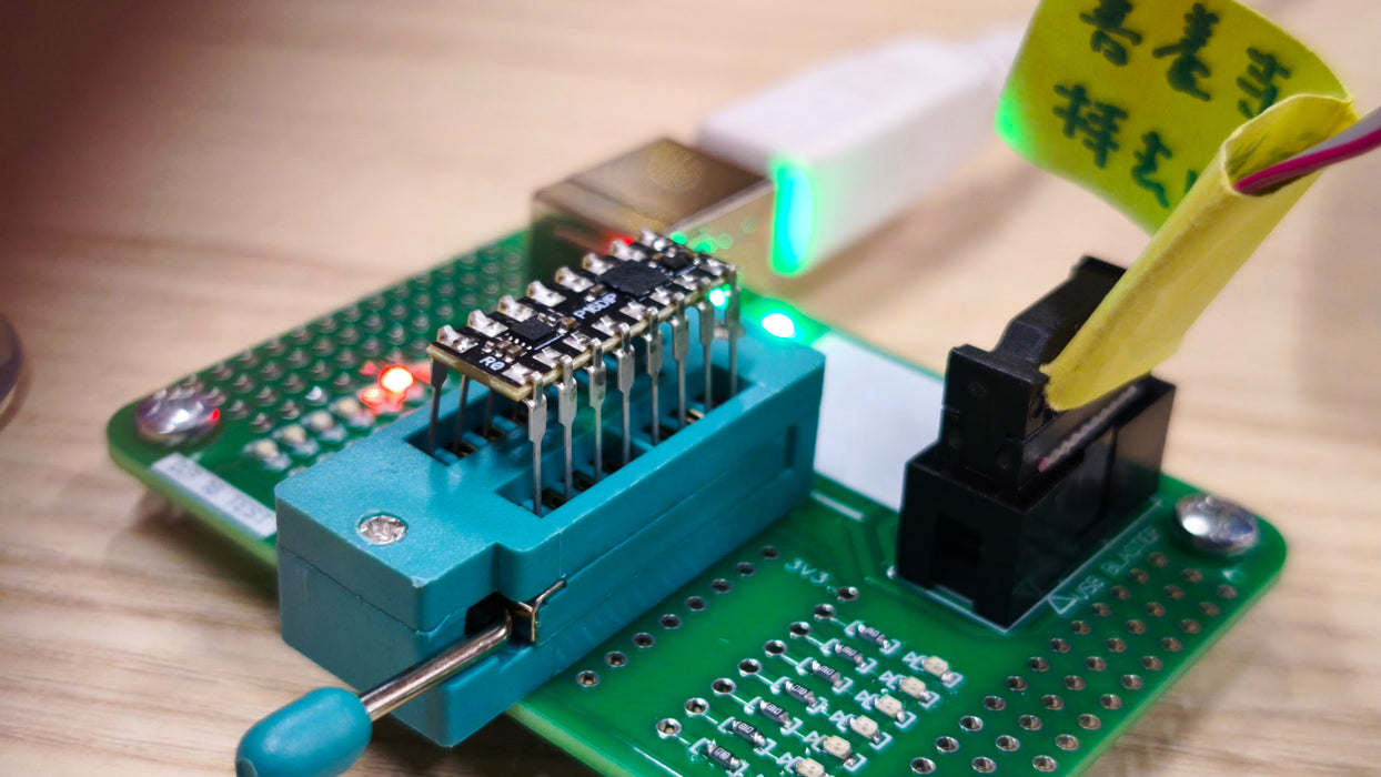 ［Onsite/Full KIT/data］復刻！インテル4004プロセッサとビジコン社電卓141-PF